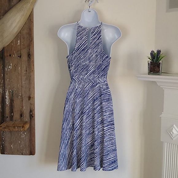 Ann Taylor Stretch Knit Fit & Flare Dress 2 - Picture 3 of 10